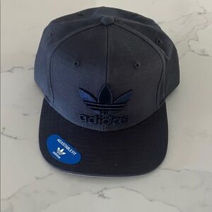 Adidas Men's Dark Grey Ripstop Cap with Logo